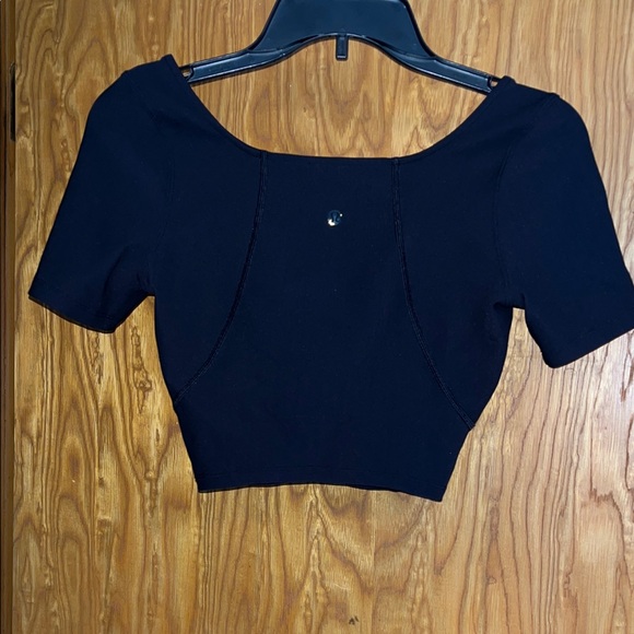lululemon athletica Black Crop Top - Picture 4 of 6
